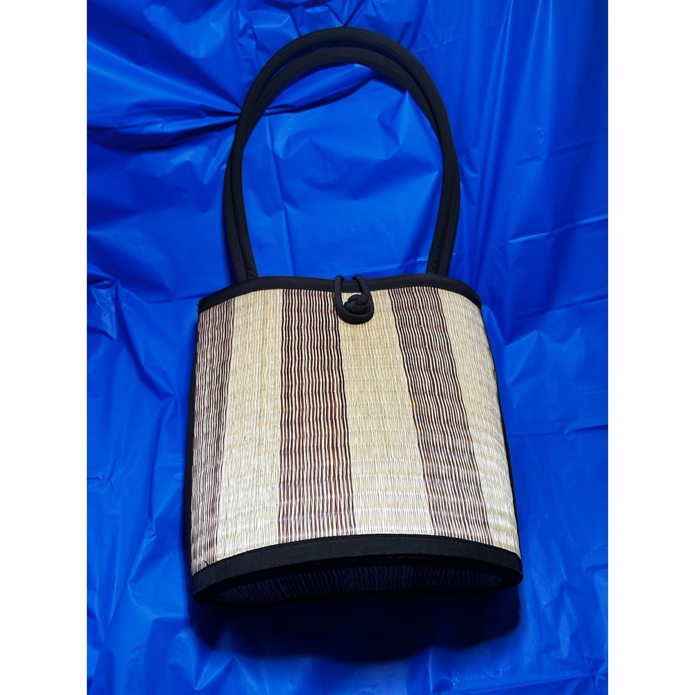 Small‎ handbag